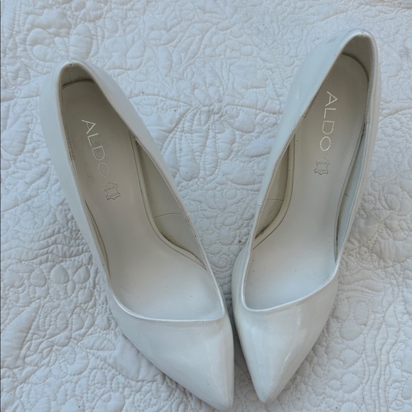 Aldo Sleek White Stiletto Pumps Womens 8.5 - Picture 1 of 5